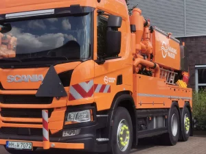 Fahrzeugbeschriftung Hansafolien 18