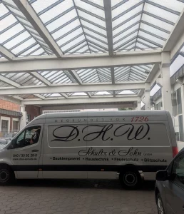 Fahrzeugbeschriftung Hansafolien 28