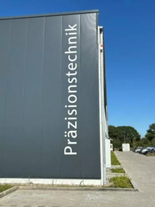 01-Fassadenbeschriftung